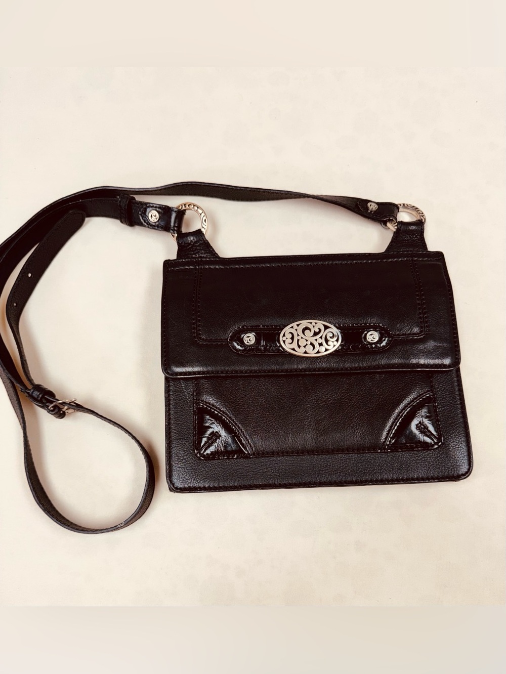 Vintage Brighton Contemporary City  Black Leather Wallet Organizer Crossbody Bag
